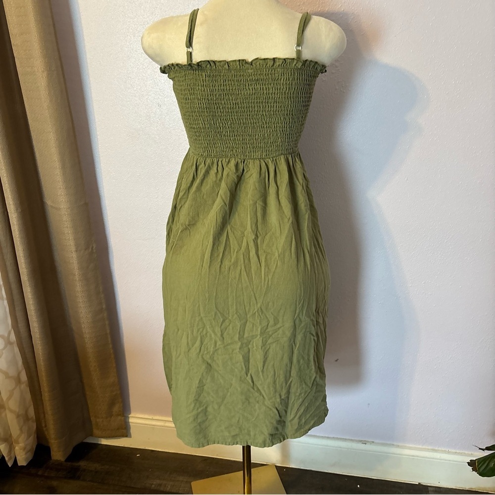 #0016 Elegant Olive‎ Green Smocked Midi Dress - Picture 2 of 4